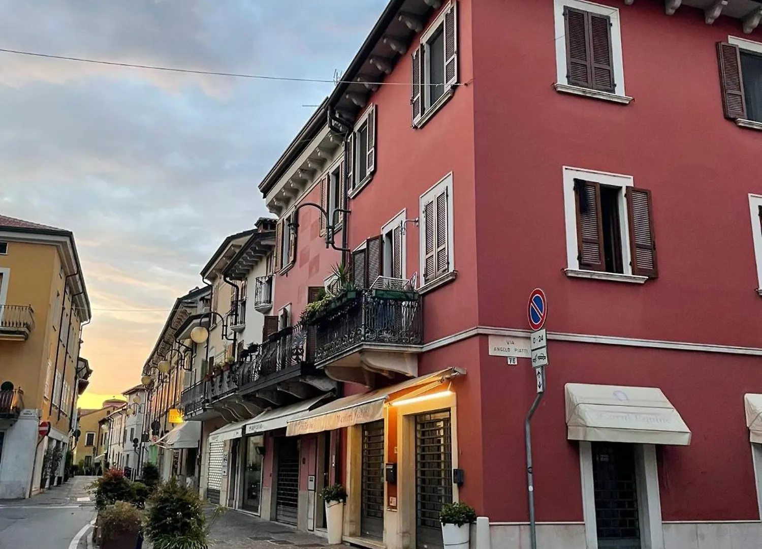 Amelie Apartment Desenzano del Garda Itálie