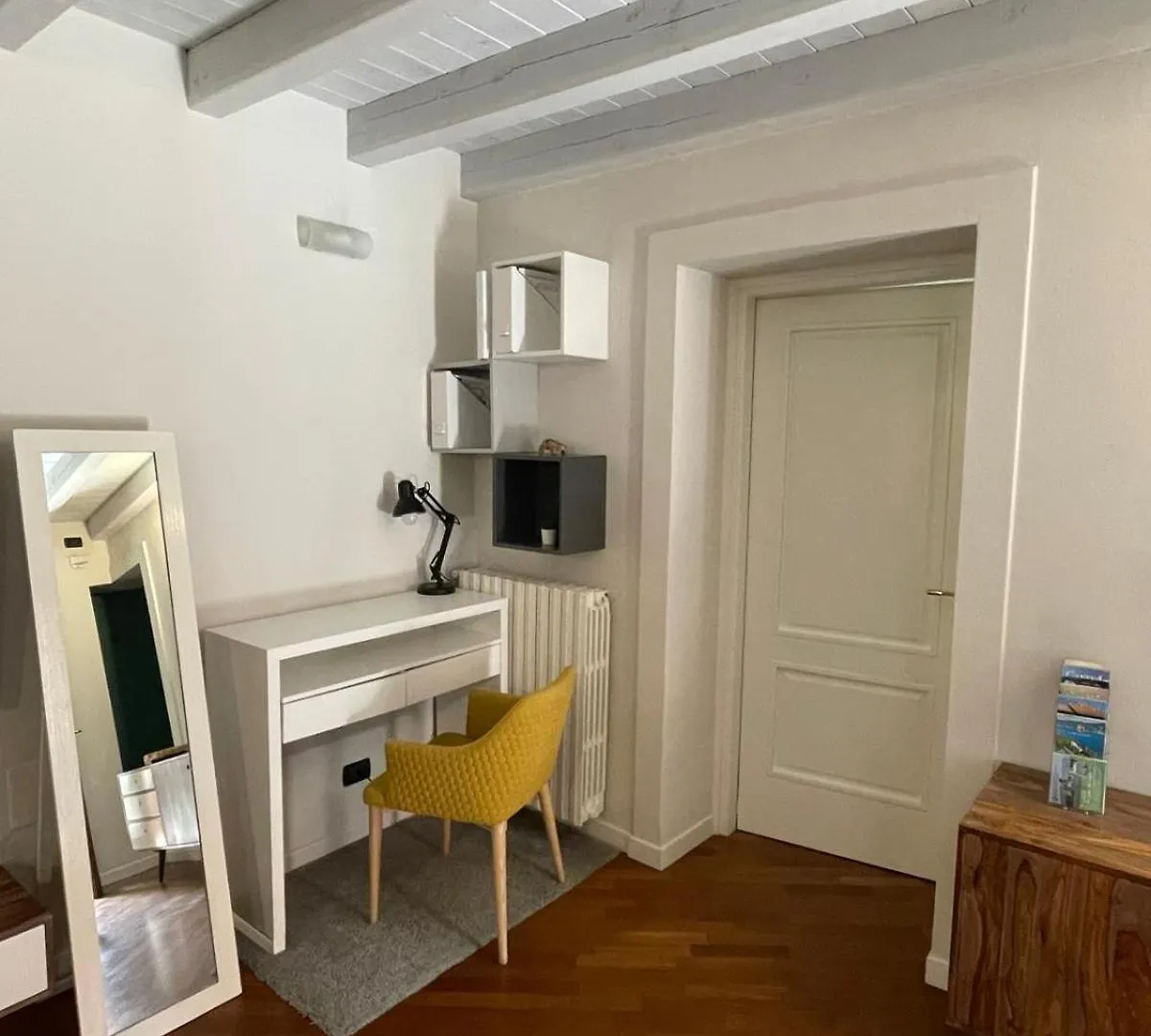 Amelie Apartment Desenzano del Garda 0*,
